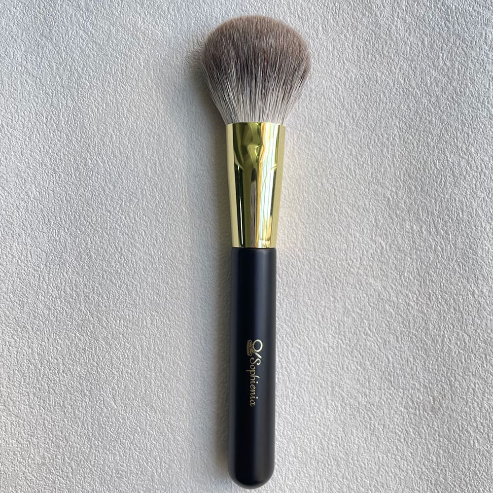 snow fox hair powder brush