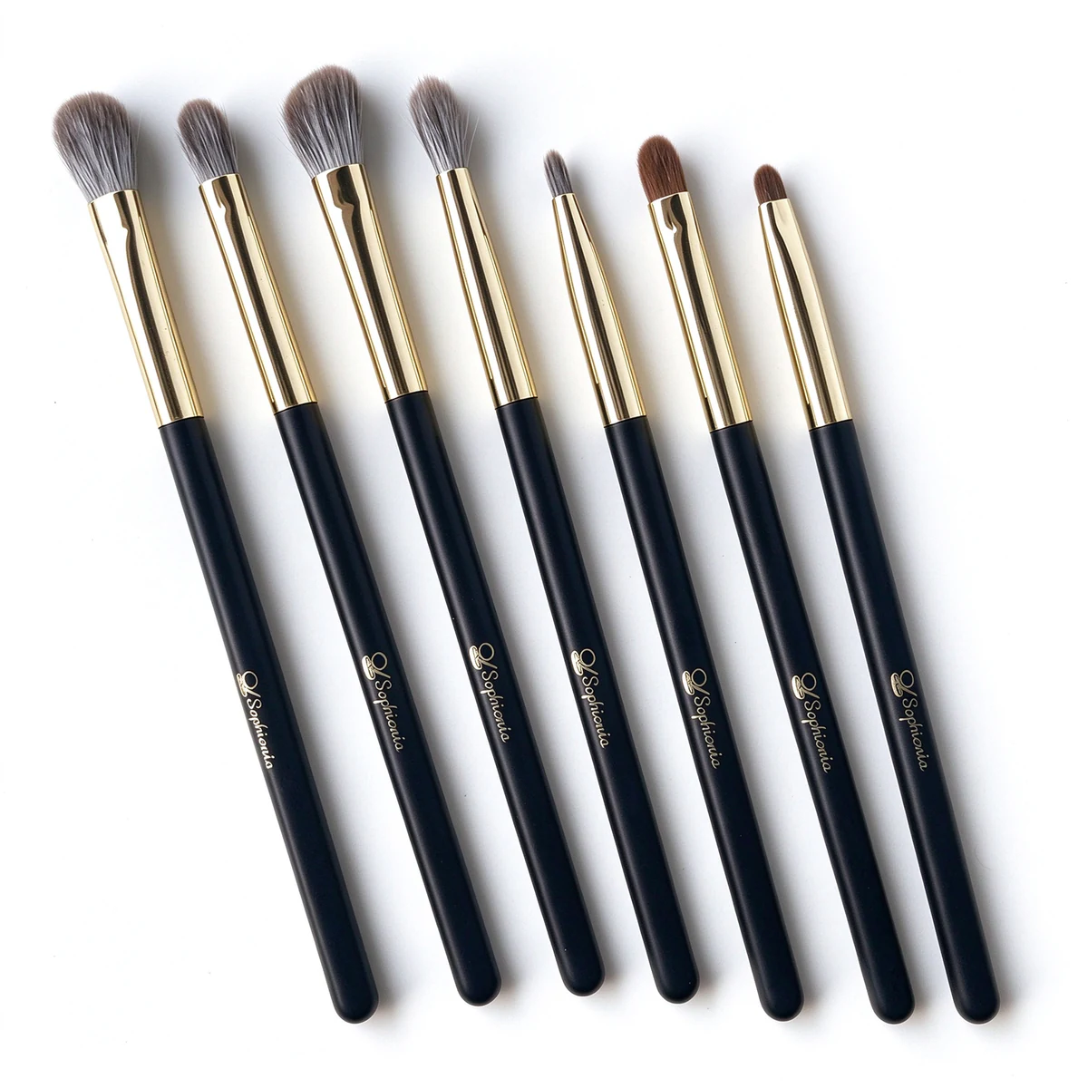 Seven-piece eye brush set arranged diagonally